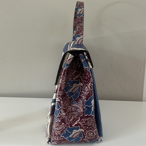 Valentino Bag - Picture 7 of 11